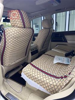 تۆیۆتا لاند کروزەر